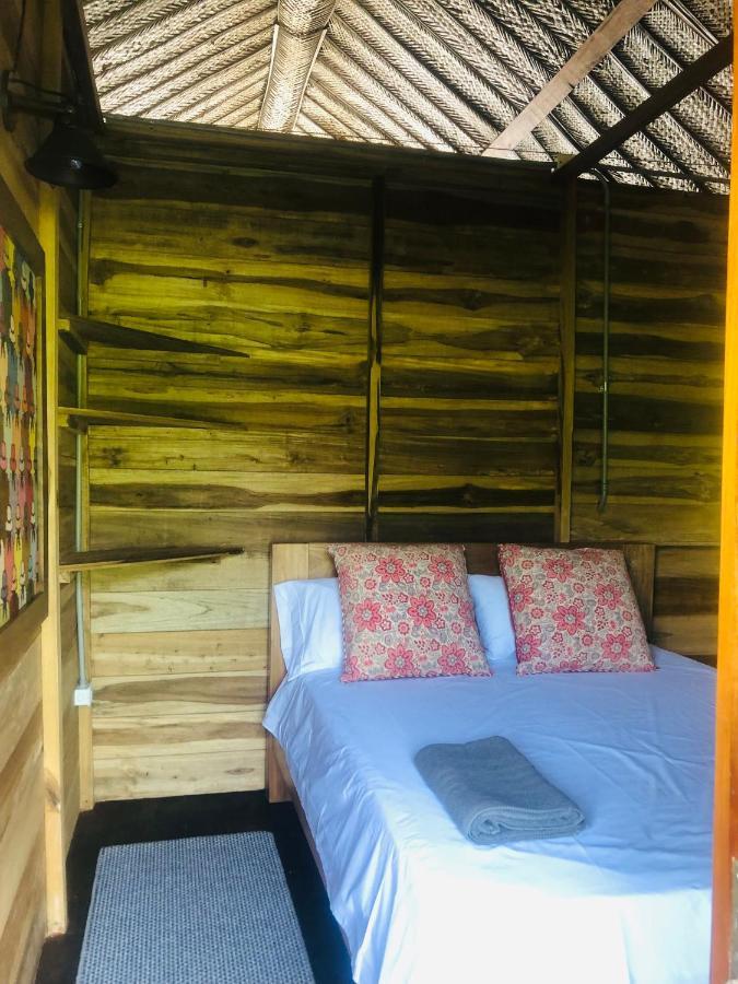Palm Beach Hostal Guachaca Екстериор снимка