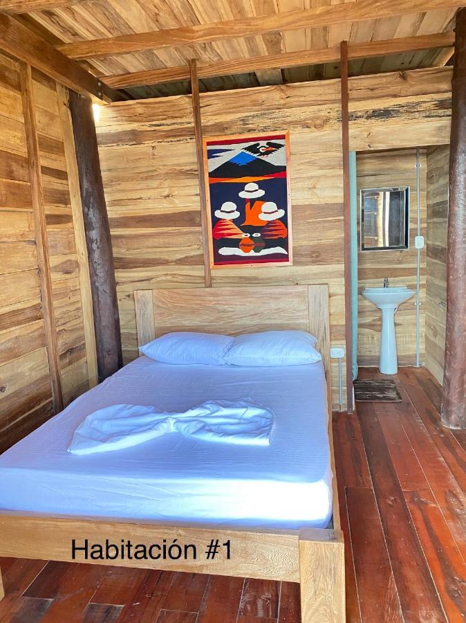 Palm Beach Hostal Guachaca Екстериор снимка